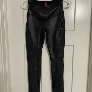Women’s Spanx Moto leggings Size Small